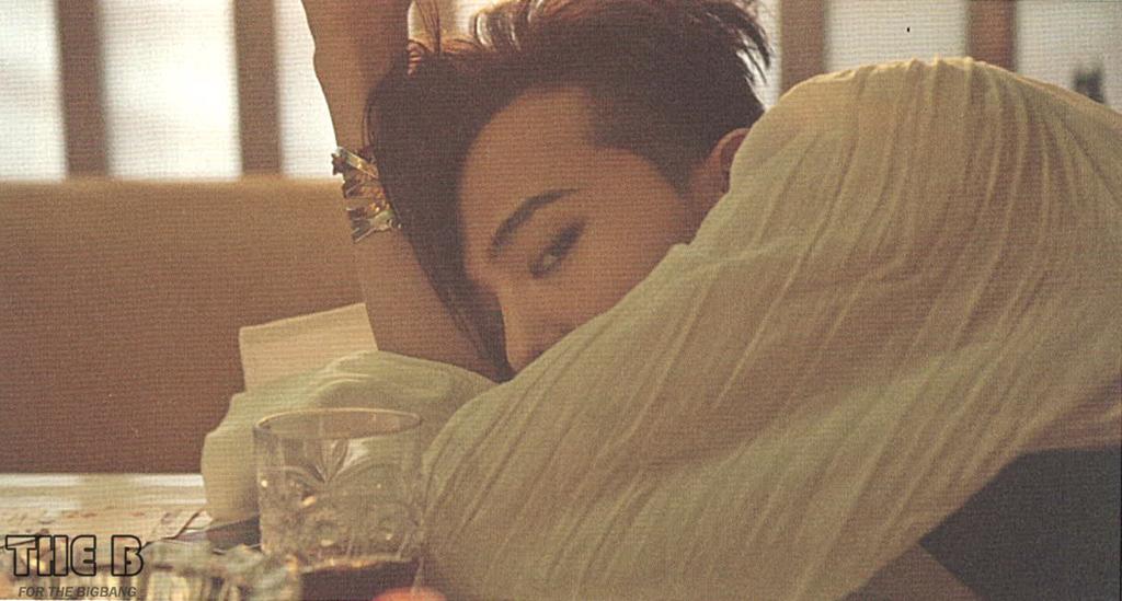 BIGBANG A-Version Booklet Scans 008.jpg