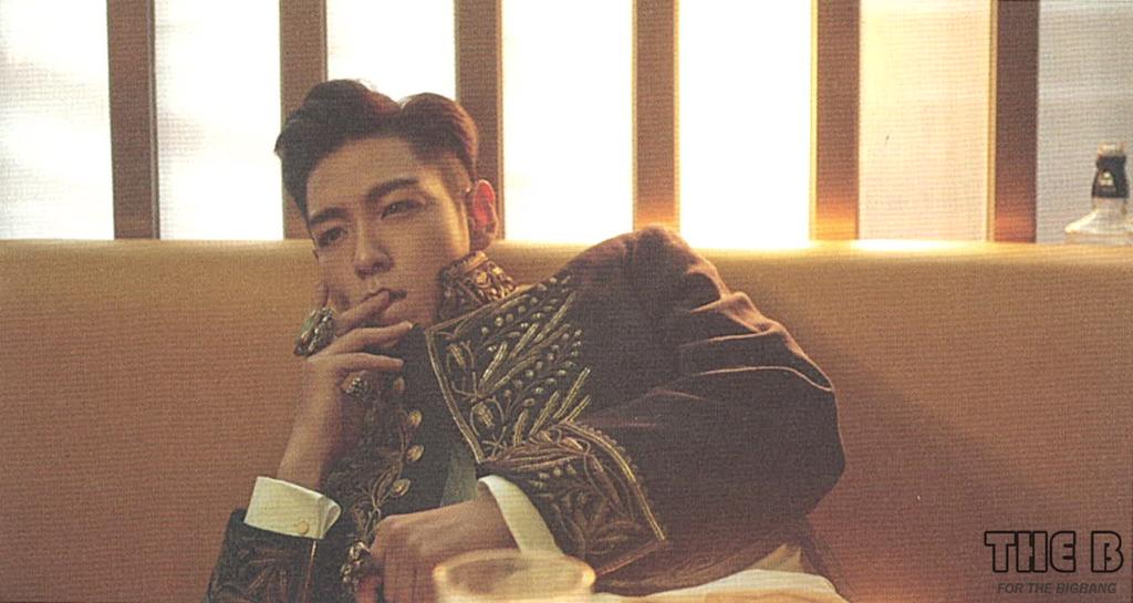 BIGBANG A-Version Booklet Scans 009.jpg