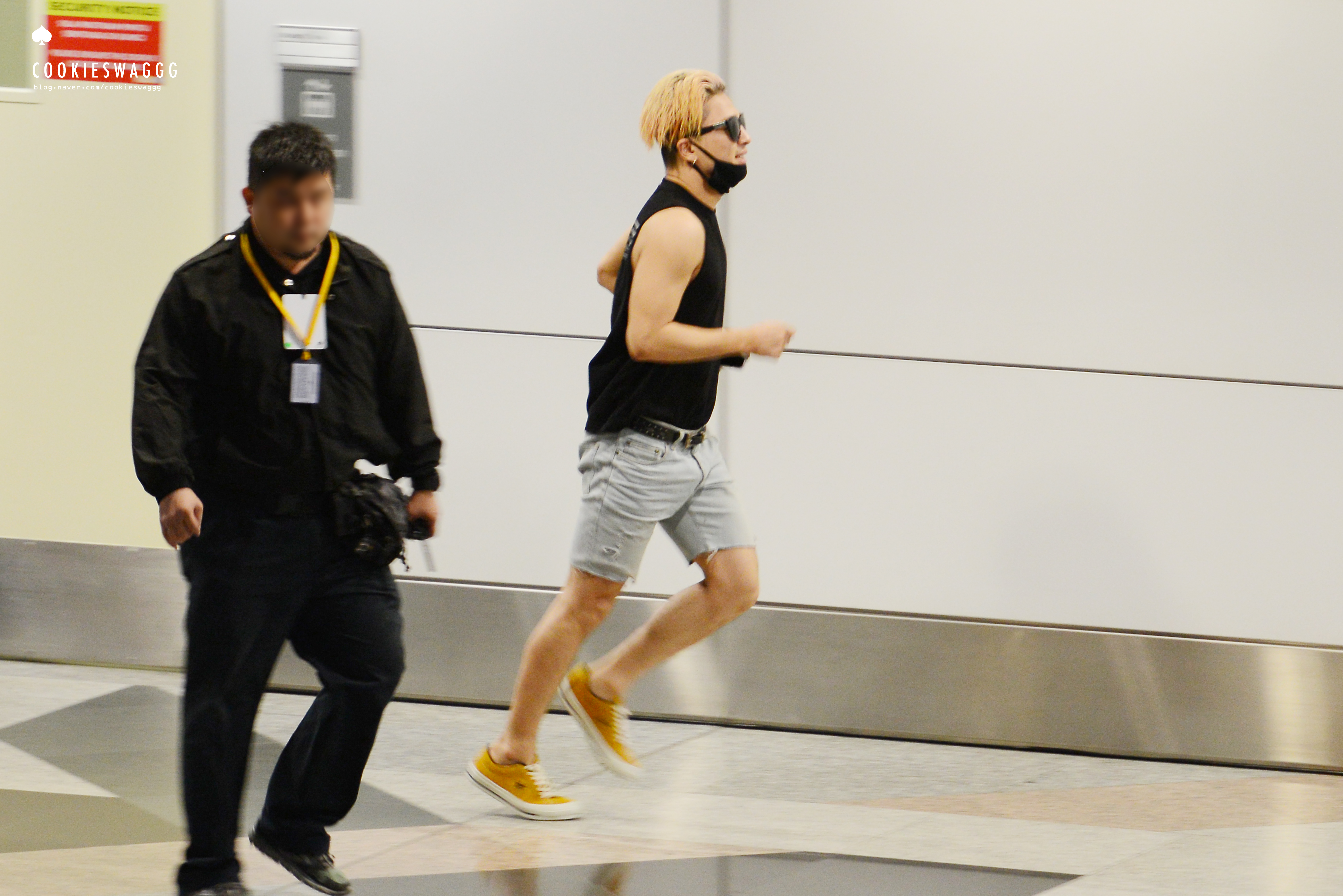 BIGBANG - Malaysia Airport - 25jul2015 - cookieswaggg - 14.jpg