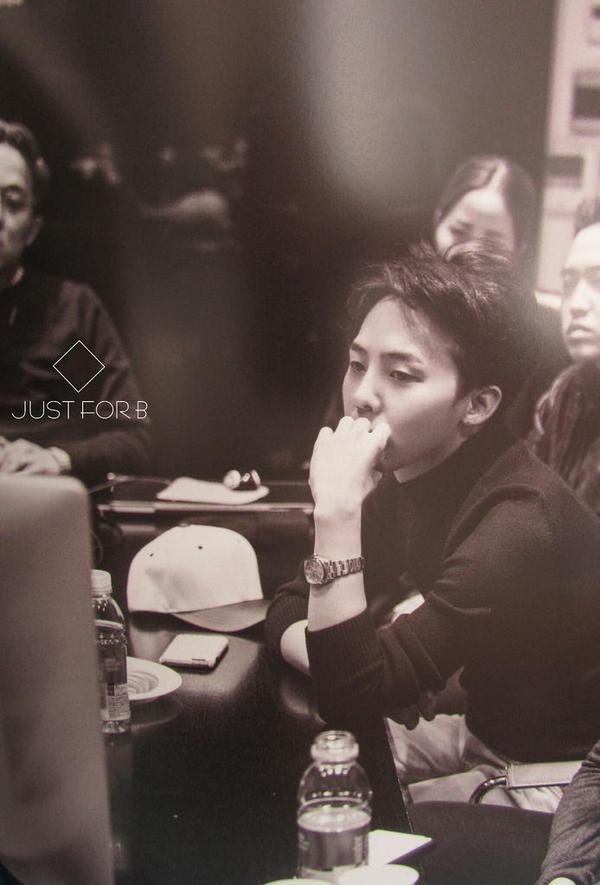G-Dragon PEACEMINUSONE Book Scans Just For BB 011.jpg