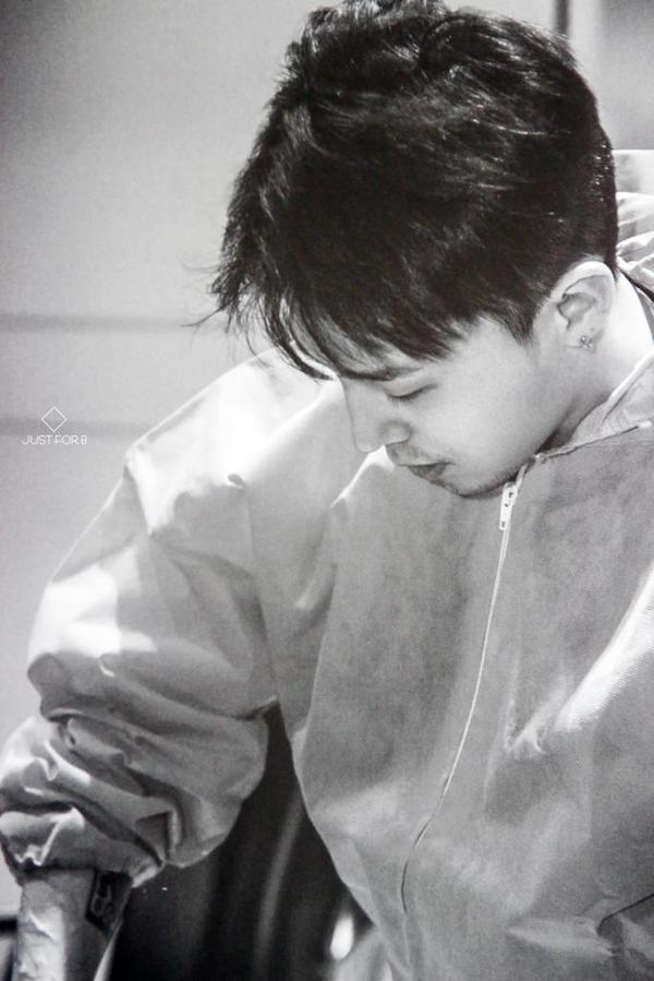 G-Dragon PEACEMINUSONE Book Scans Just For BB 021.jpg