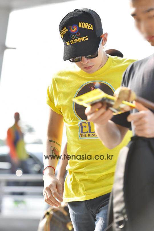 BIGBANG - Incheon Airport - 07aug2015 - tenasia - 06.jpg