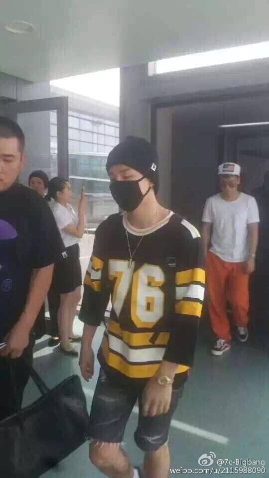 BIGBANG arrival Nanjing 2015-08-08 001.jpg