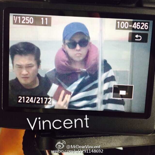 BIGBANG Departure Chengdu to Shanghai to Seoul 2015-08-15 (1).jpg