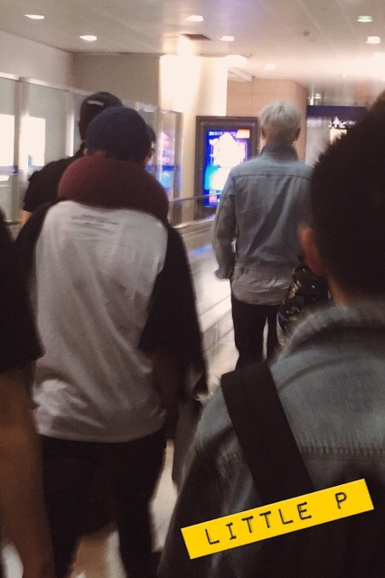 BIGBANG changing Planes in Shanghai 2015-08-15 (6).jpg