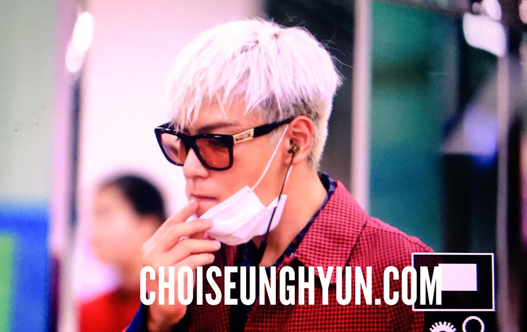 BIGBANG - Gimpo Airport - 23aug2015 - Choidot - 02.jpg