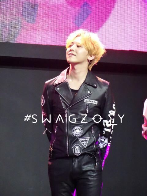 G-Dragon HIPANDA Press Con Shanghai 2015-08-31 (3).jpg