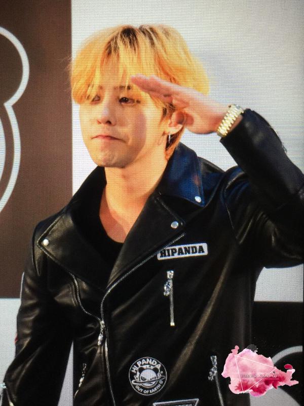 G-Dragon HIPANDA Press Con Shanghai 2015-08-31 (7).jpg