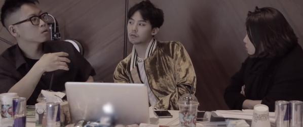 G-Dragon PEACEMINUSONE Behind the Scenes Documentary 2015 (17).jpg