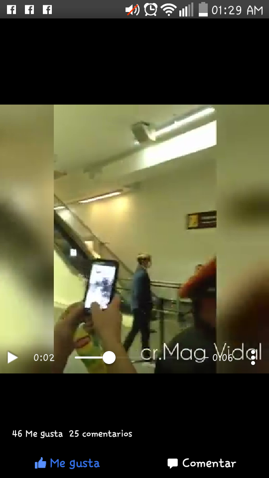 BIGBANG arrival Mexico 2015-10-07 (1).png