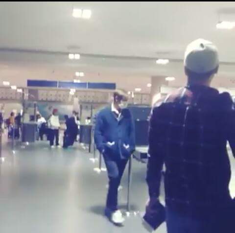 BIGBANG arrival Mexico 2015-10-07 (11).jpg