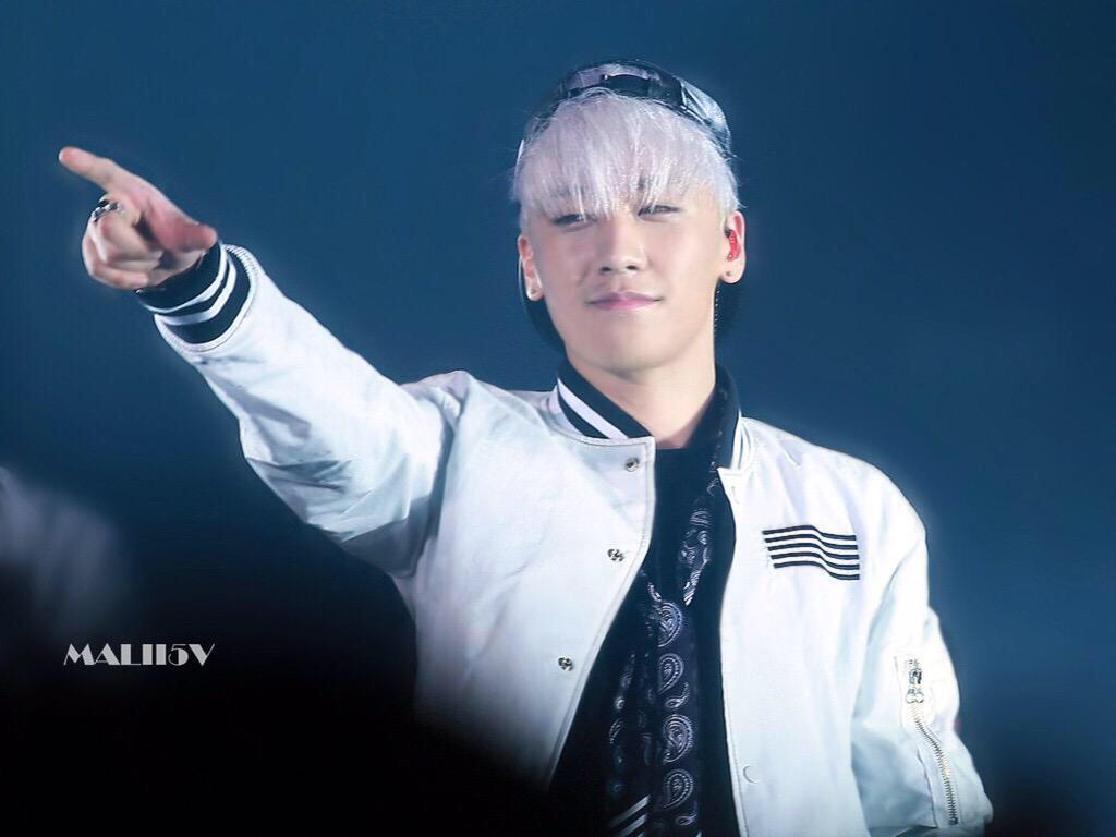 BIGBANG Seoul Day 1+2 HQs 2015-04-25+26 Seoul 091