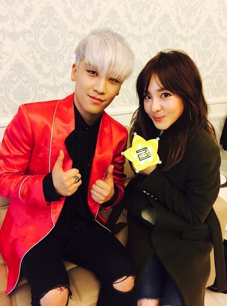 2NE1s DARA Backstage with BIGBANG Day 2 2015-04-26 Seoul 003.jpg