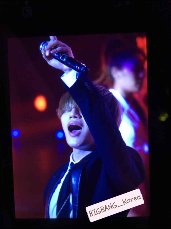 BIGBANG Live in Guangzhou Day 1 2015-05-30 by BIGBANG_Korea 05.jpg