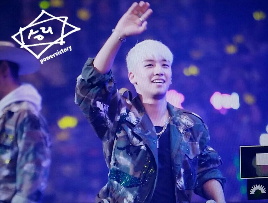 BIGBANG Shanghai Day 3 2015-06-21 018.jpg