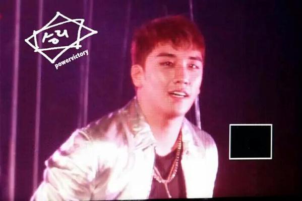 BIGBANG MADE in Chengdu 2015-08-14 cr on pic (6).jpg