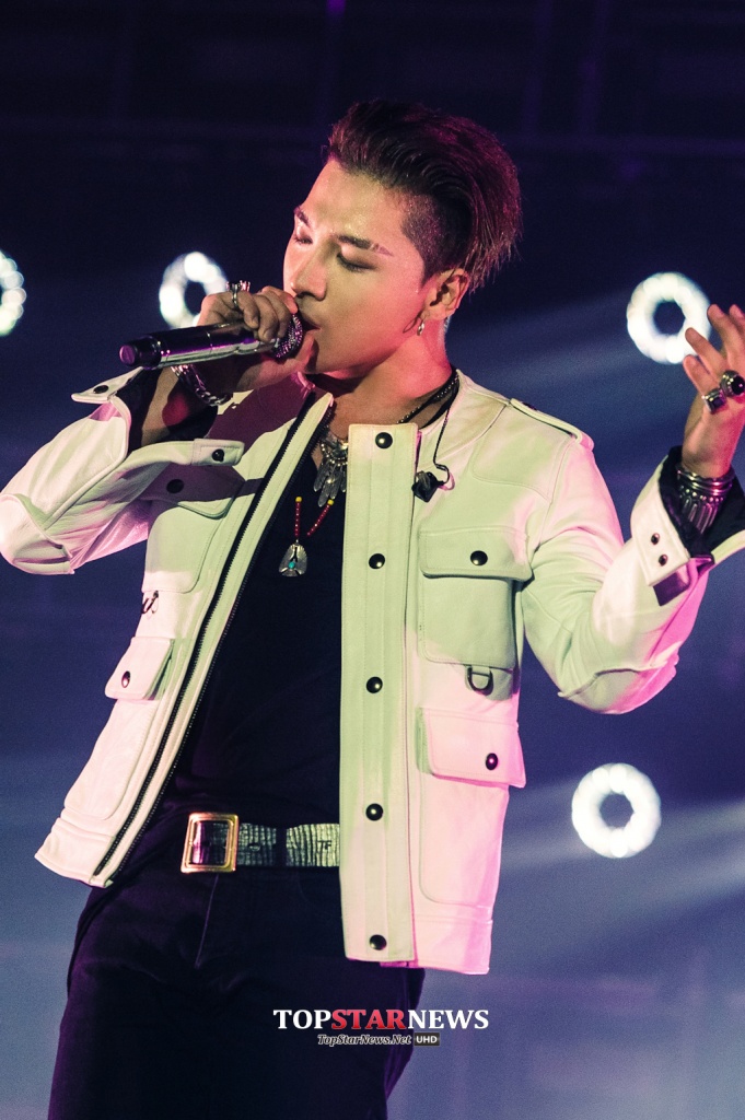 BIGBANG - Made Tour 2015 - Chongqing - 30aug2015 - TopStarNews - 04.jpg