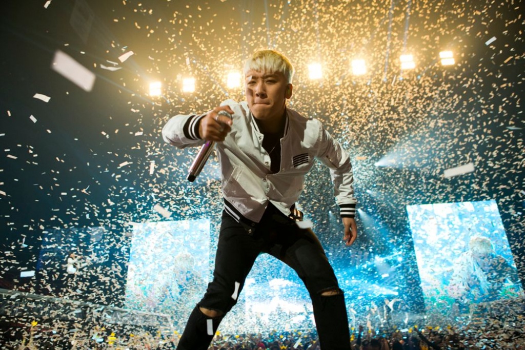 BIGBANG Rolling Stone NY review 2015-10-12 (11).jpg