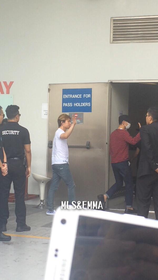 BIGBANG Singapore Day 2 ARRIVAL 2015-07-19 007.jpg