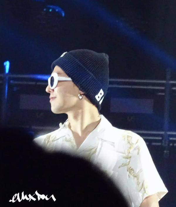 BIGBANG Singapore Day 2 SOUNDCHECK 2015-07-19 010.jpg