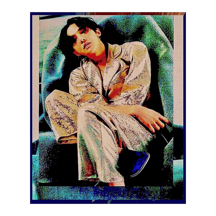 G-Dragon Instagram Caroussel 2017-06-23 (7)