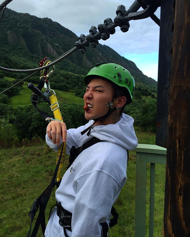 G-Dragon Instagram Oct 25, 2016 3:30pm I'm about to go get lifted