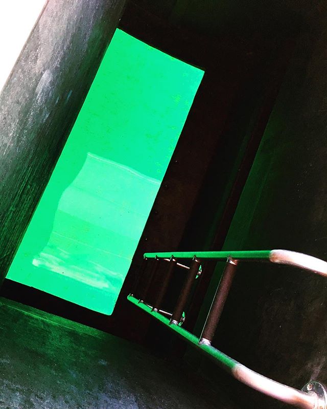 G-Dragon Instagram Oct 26, 2016 4:33pm Is this a James Turrell️
