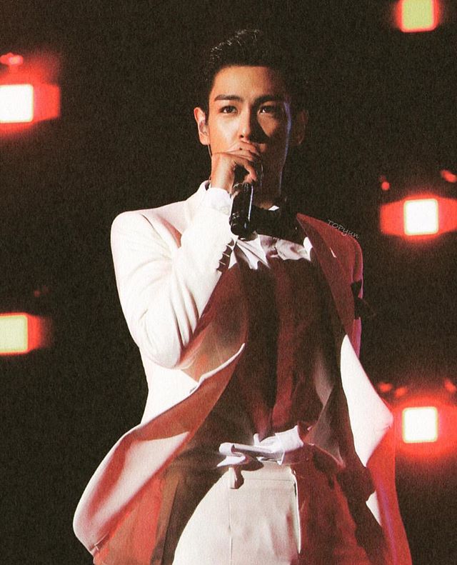 TOP Instagram Nov 6, 2016 8:38am Good morning