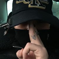 social-media-g-dragon-daily-instagram-summary-19