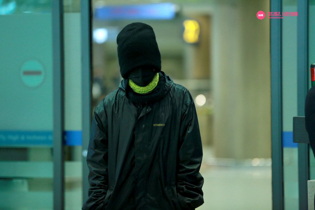 BIGBANG - Incheon Airport - 23nov2015 - With G-Dragon - 04