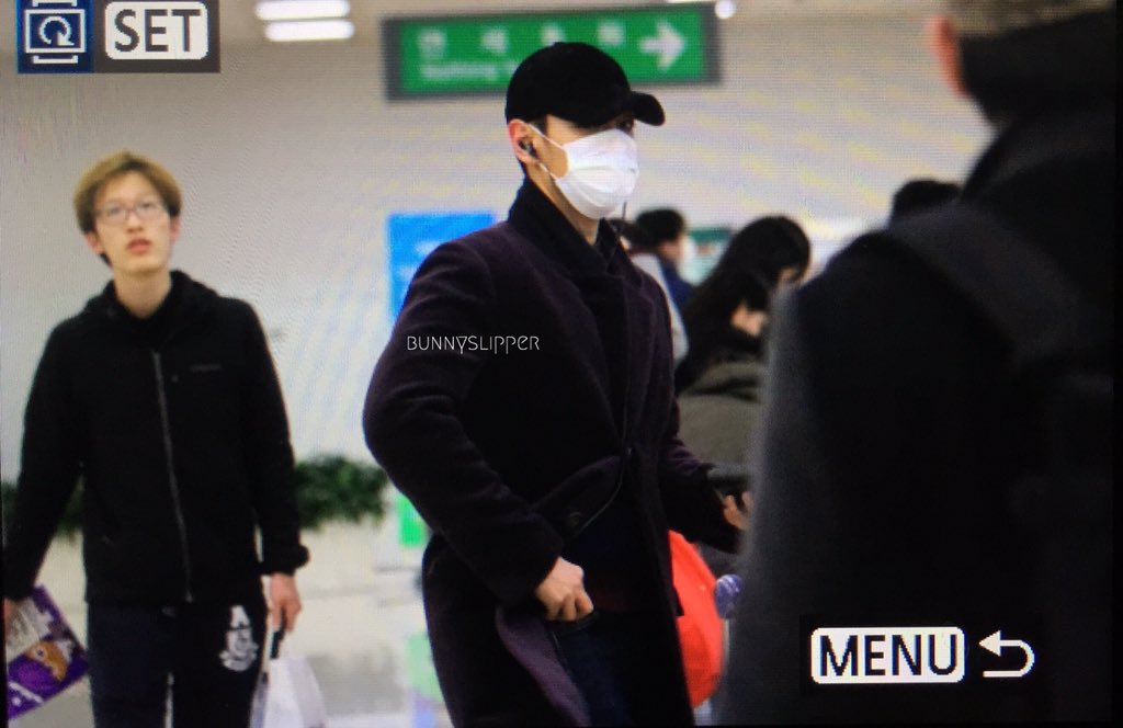 Arrival Gimpo TOP 2016-01-13 Bunnyslipper (1)