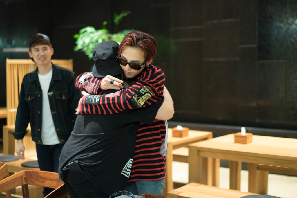 G-Dragon AirBnB (2)