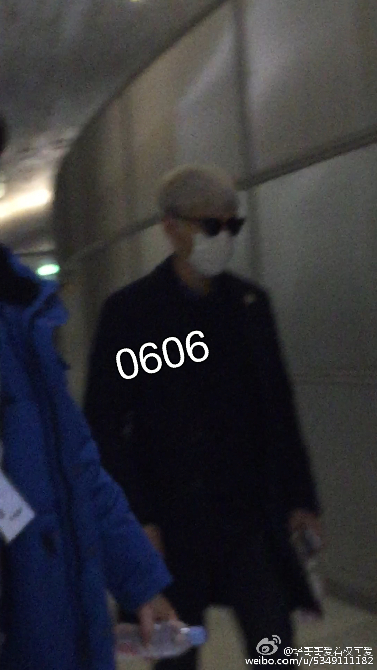 TOP Departure Paris 2016-01-25 By 塔哥哥爱着权可爱 (3)