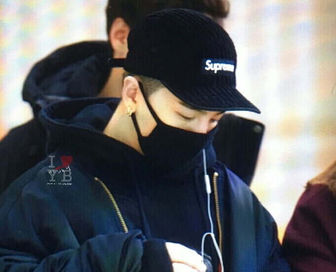 BIGBANG Leaving Seoul Gimpo 2016-01-31 (39)