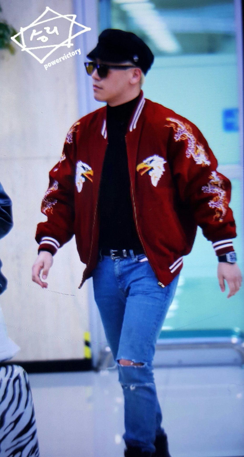 Seungri Arrival Seoul From Tokyo 2016-02-11 (10)