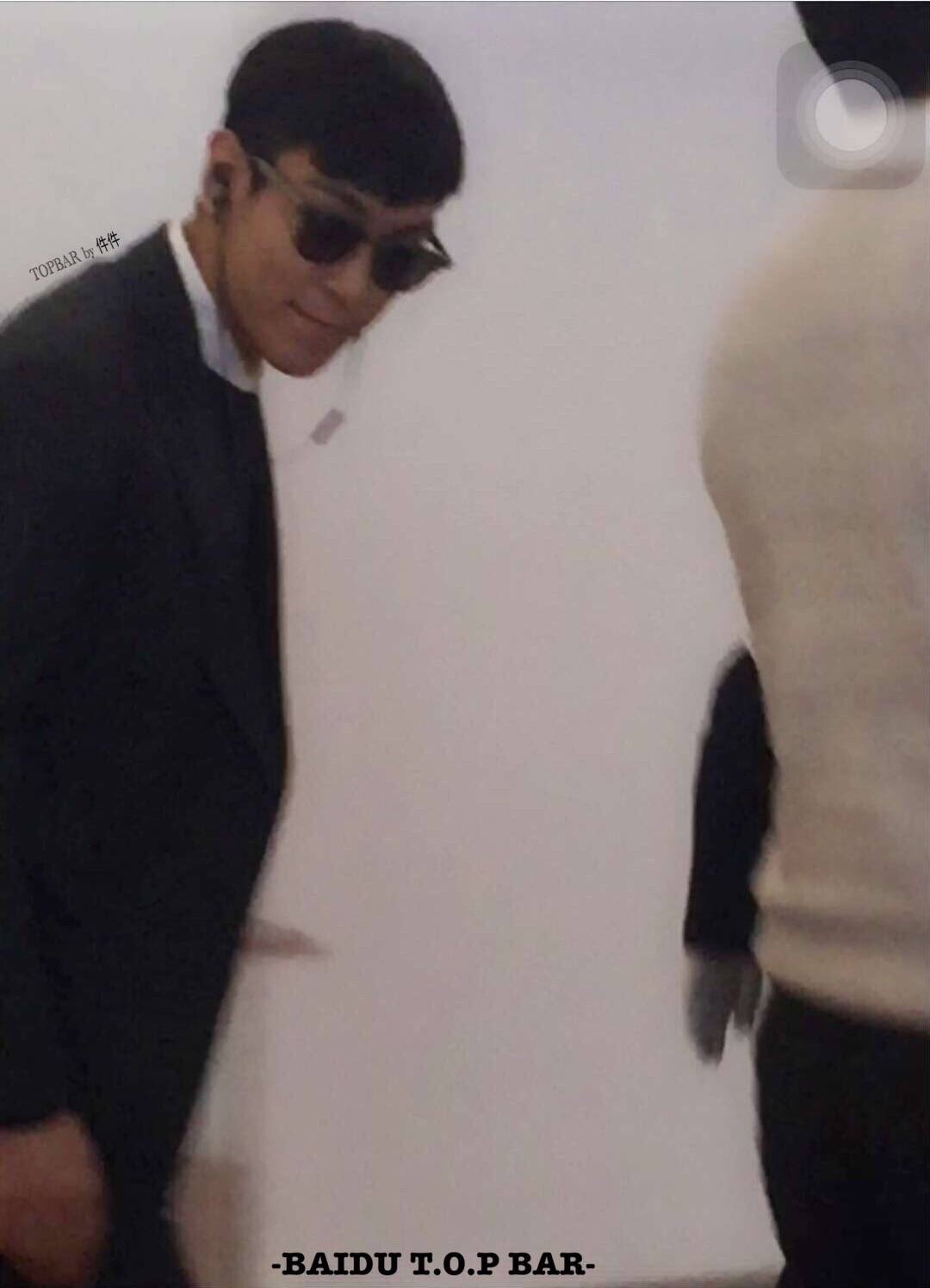 TOP Arrival Tokyo From Seoul 2016-02-22 (2)
