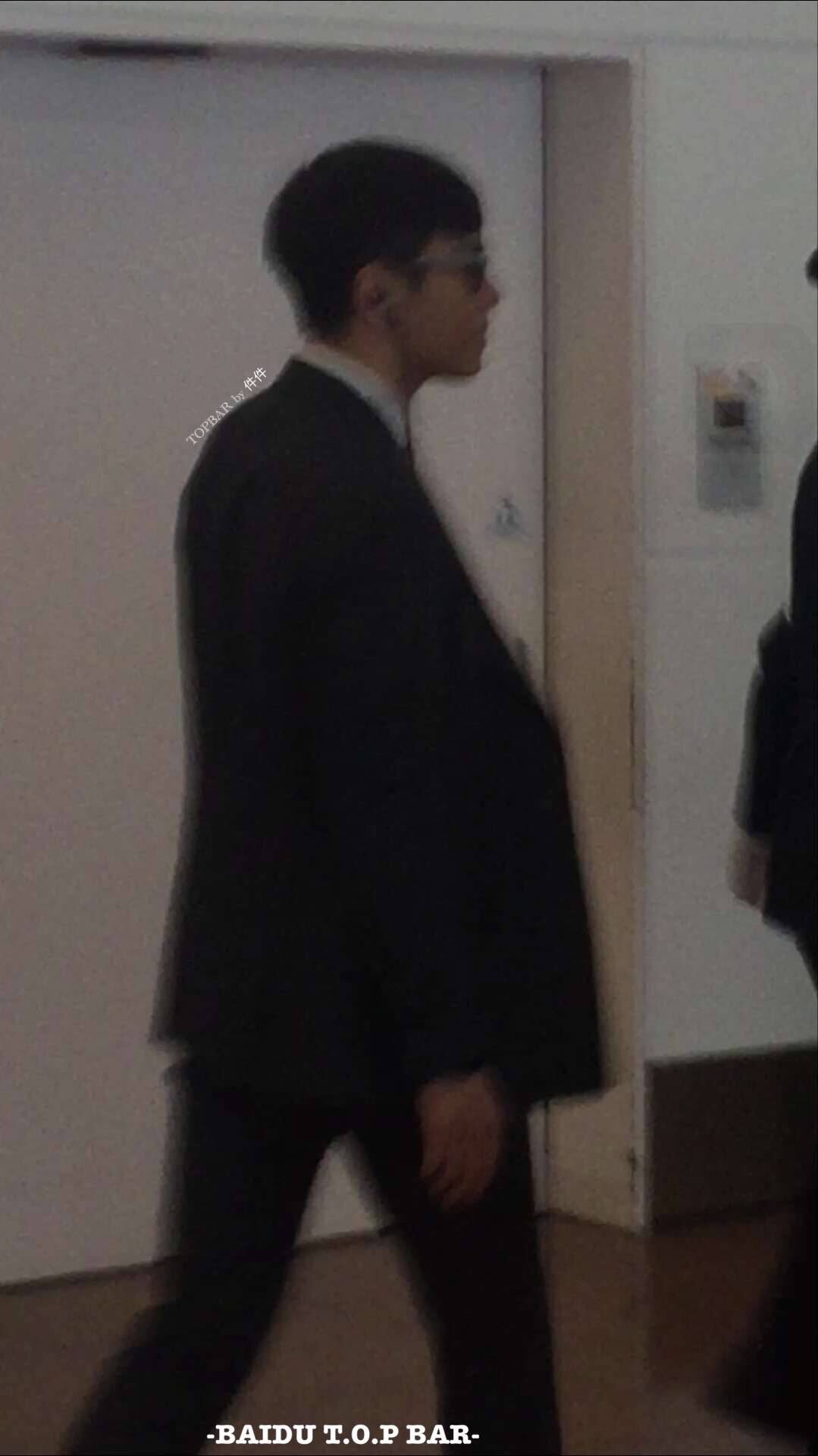 TOP Arrival Tokyo From Seoul 2016-02-22 (1)