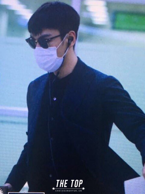 TOP Arrival Seoul Gimpo 2016-02-25 (10)