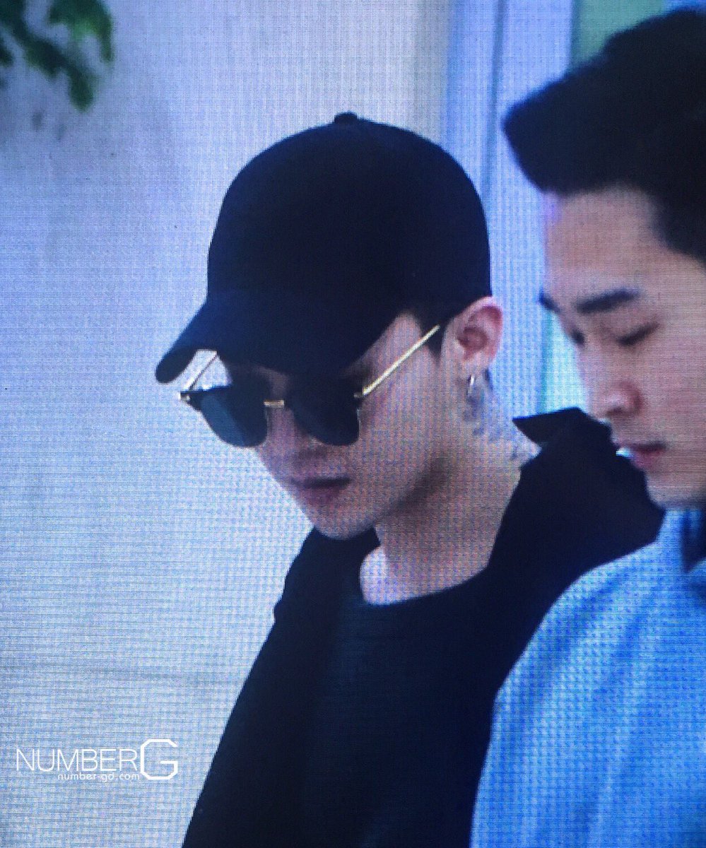 G-Dragon Arrival Seoul Gimpo 2016-02-25
