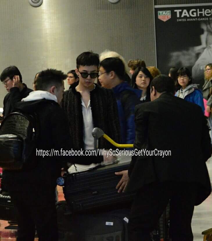 G-Dragon Arrival In Paris 2016-03-08 - Cr On Pic (1)