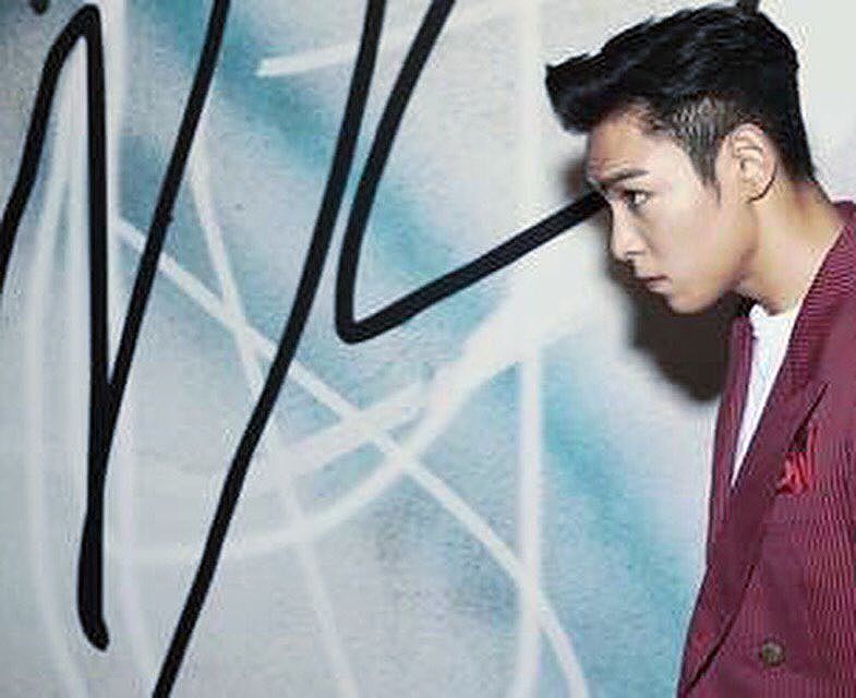 TOP Instagram Aug 15, 2016 @ 18:58 Curated by T.O.P#TTTOP @Sothebyswith #JeffElrod