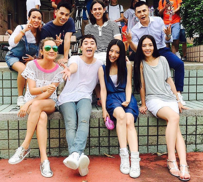 Seungri Instagram Aug 12, 2016 @ 17:32 My first Chinese movie #宇爱同游