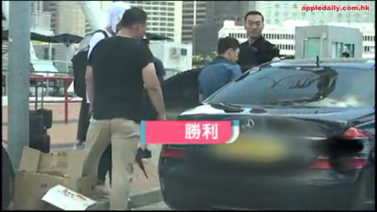 Seungri filming in HK 2016-08-05 (2)