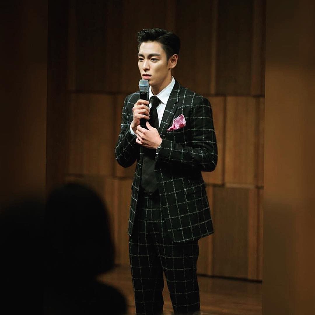 TOP Instagram Sep 21, 2016 11:38pm Curated by T.O.P

#TTTOP @Sothebys in Seoul