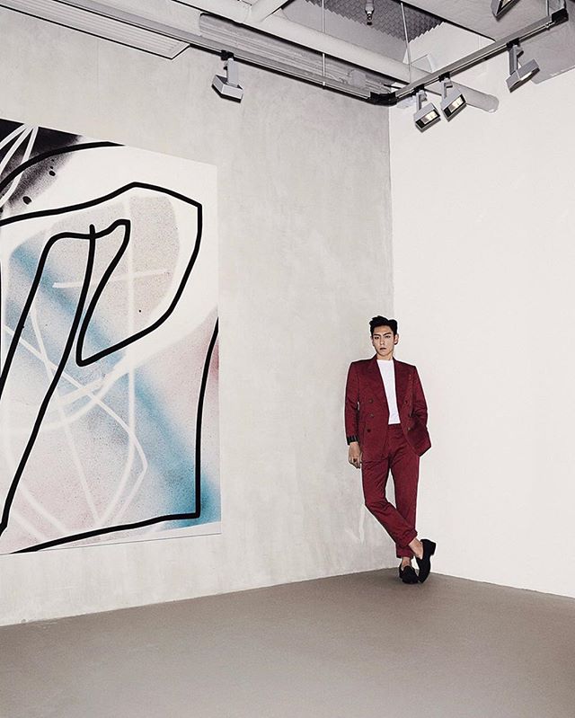 TOP Instagram Sep 17, 2016 4:58pm Curated by T.O.P
#TTTOP @Sothebys
#JeffElrod