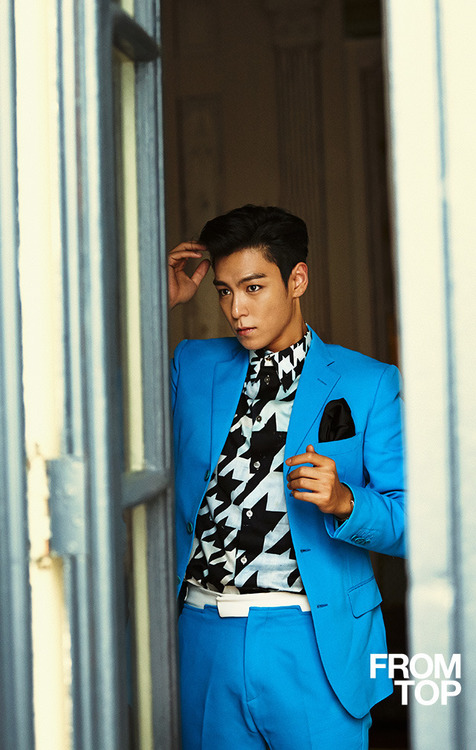 1st PICTORIAL RECORDS [FROM TOP] Credit: ?????
