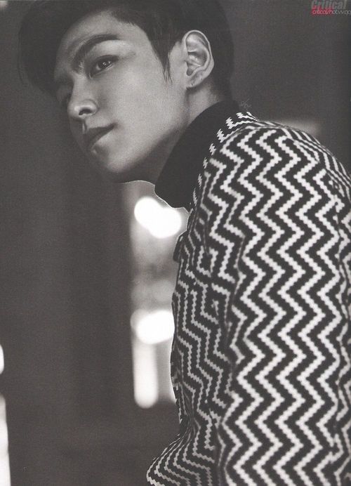 1st PICTORIAL RECORDS [FROM TOP] HQ Source: CRITICAL SHOT
