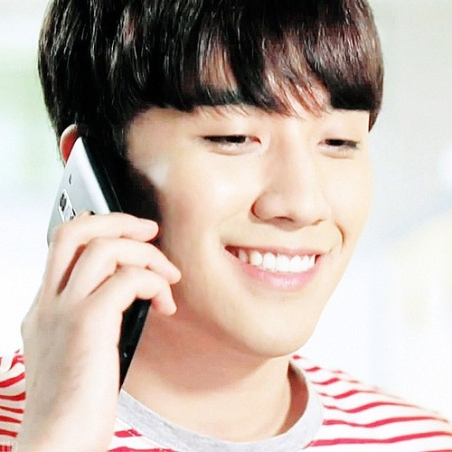 Instagram Update by Seungri: #테디서 by seungriseyo on May 26, 2014...
