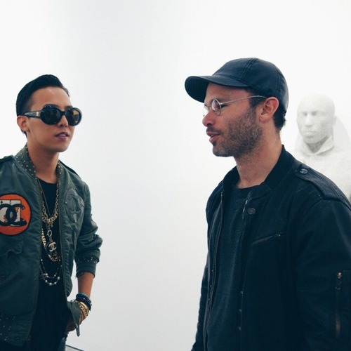 @ soojmooj instagram update 20140526: Girls exhibition curated...