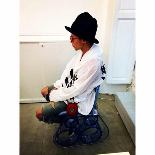 GD Instagram update 20140527: 🚧 GD Instagram update 20140527: 💭...